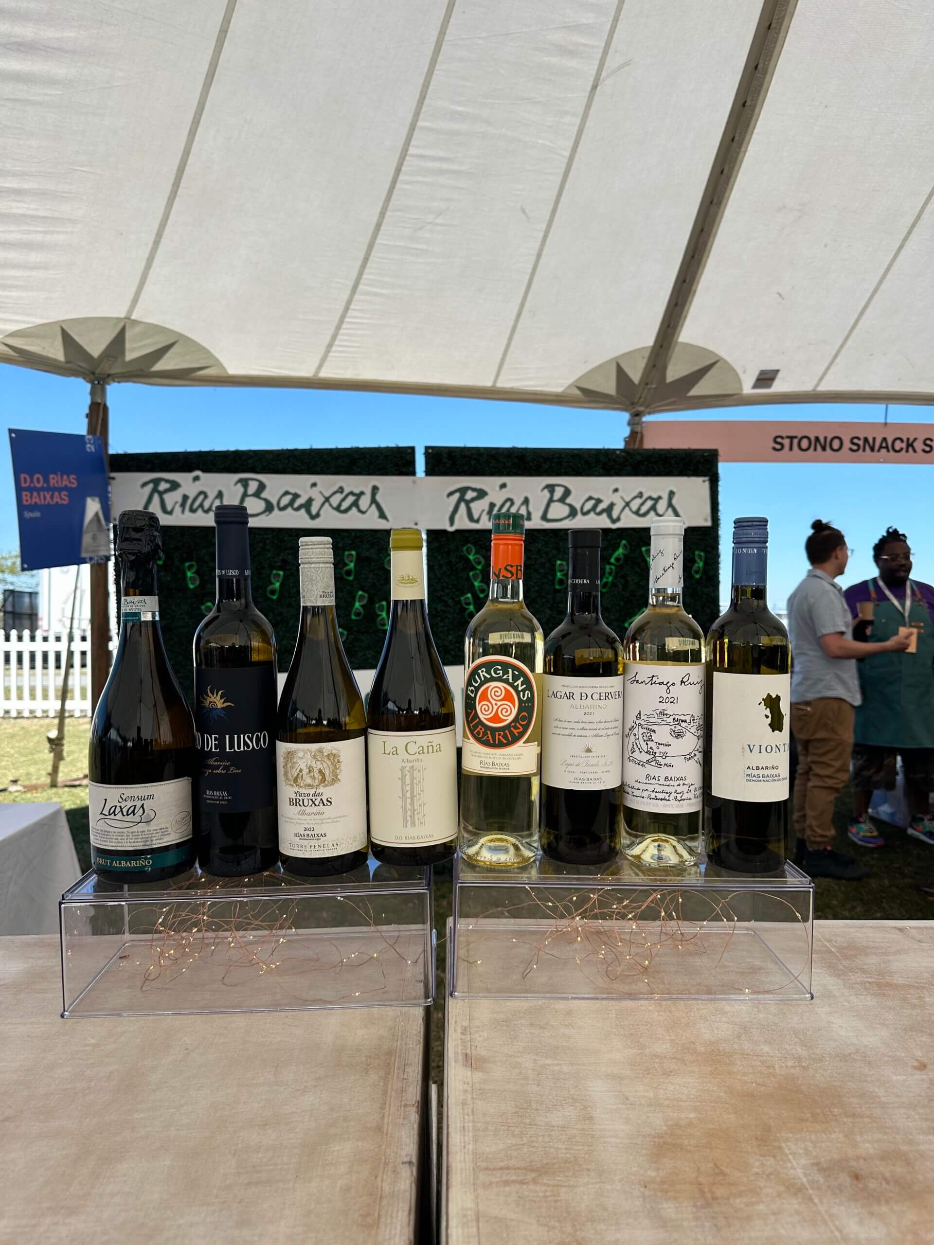 Rate wine on Vivino app